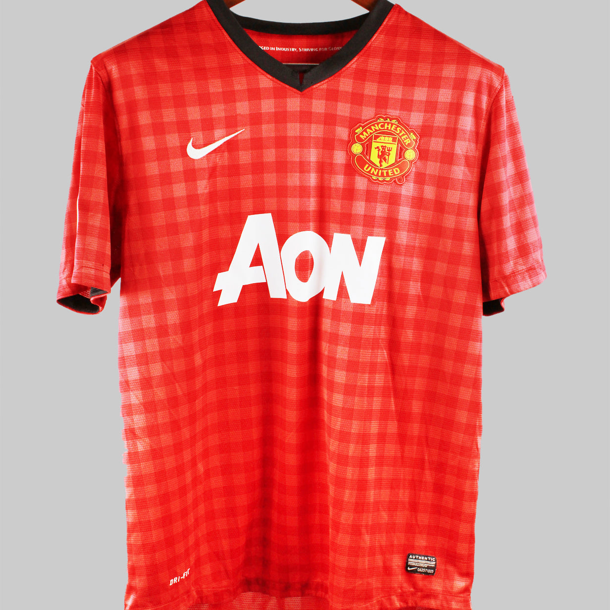 Manchester United 2012-2013 Valencia Home Kit (L)