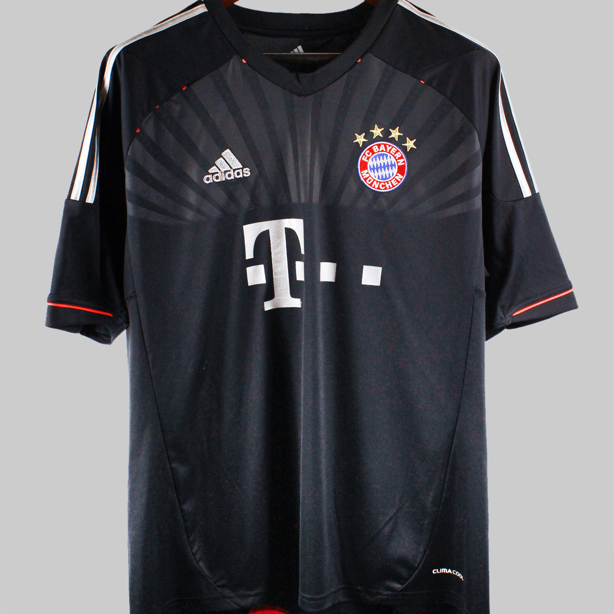 Bayern Munich 2012-2013 Mandzukic Third Kit (XL)