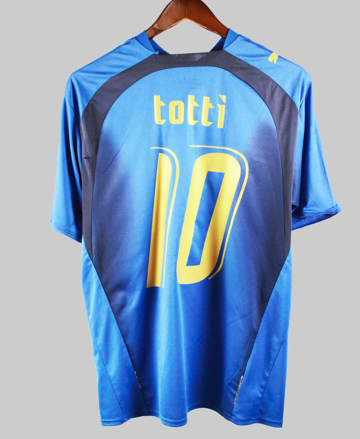 Italy 2007-2008 Totti Home Kit (L)