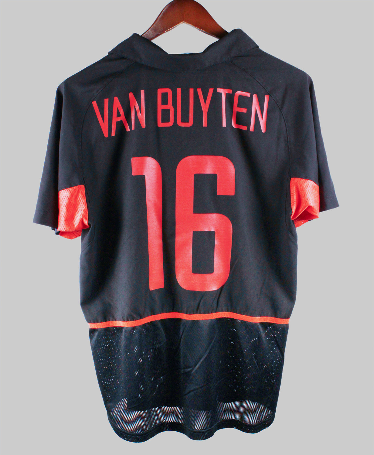 Belgium 2002-2003 Van Buyten Home Kit (M)
