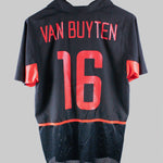 Belgium 2002-2003 Van Buyten Home Kit (M)