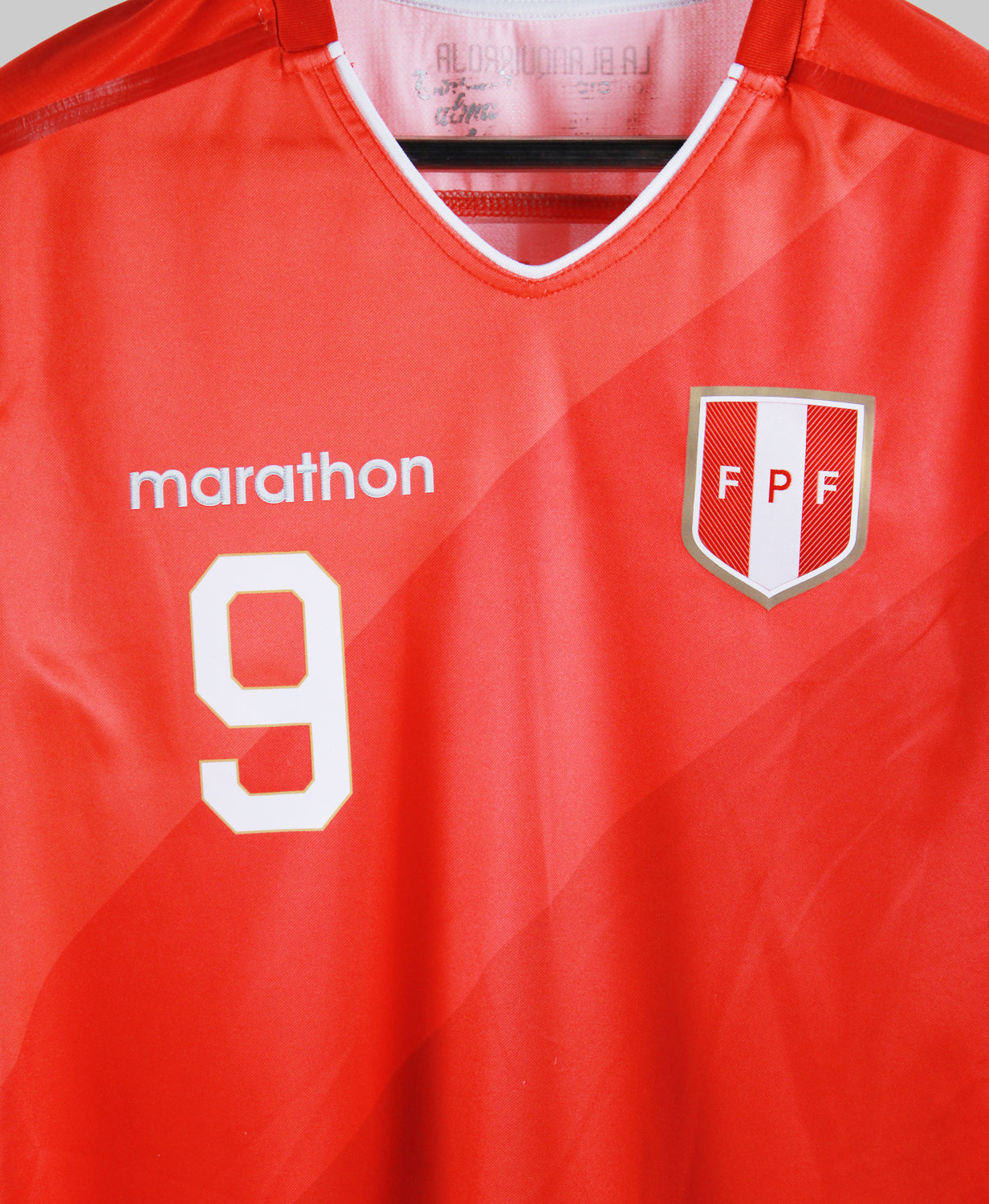 Peru 2018-2019 Guerrero Away Kit (L)