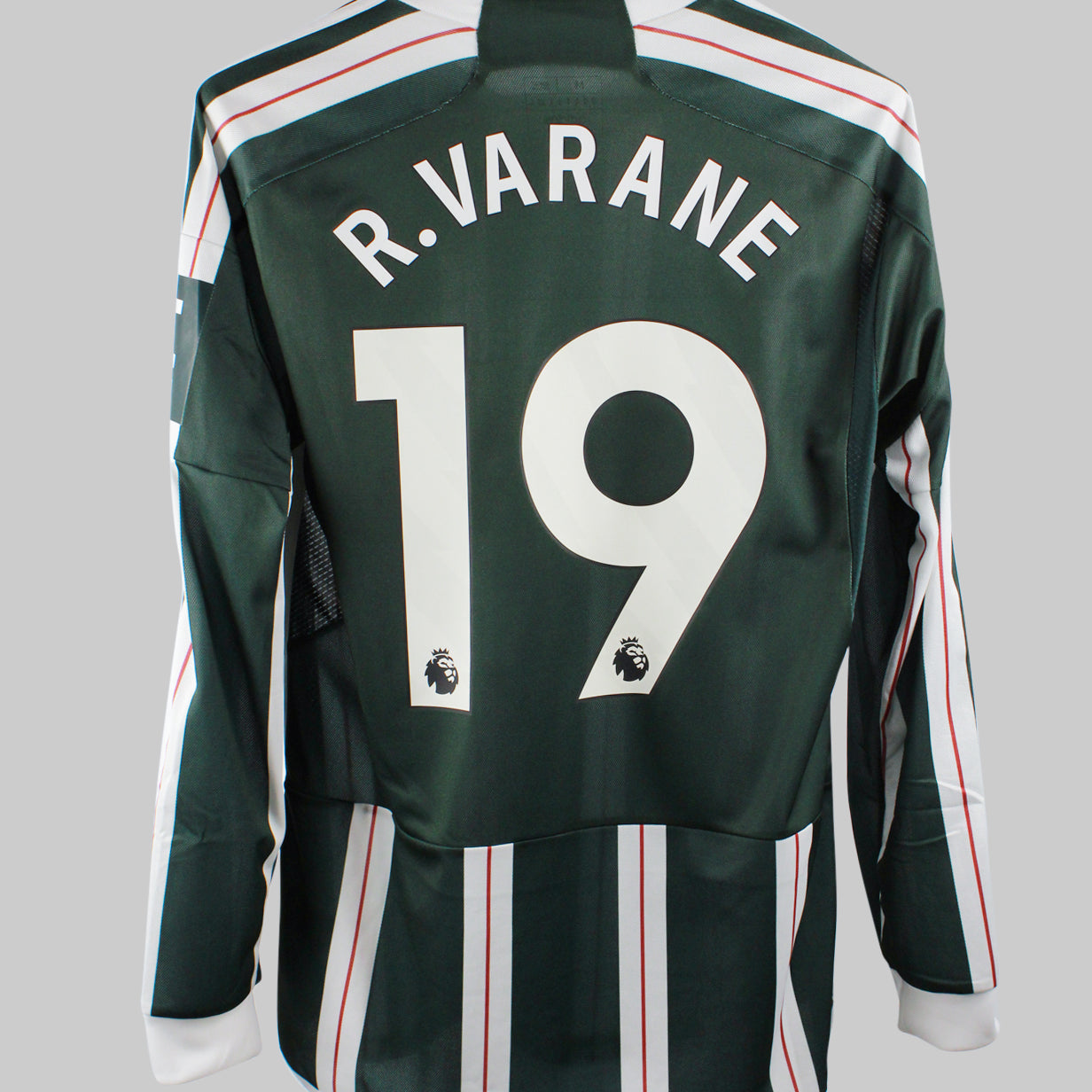 Manchester United 2023-24 Varane Long Sleeve Away Kit (M) NWT