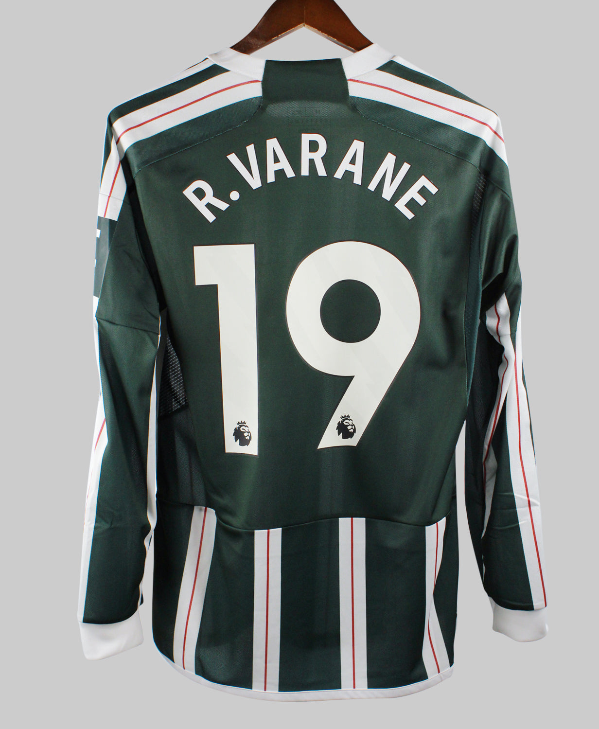 Manchester United 2023-24 Varane Long Sleeve Away Kit (M) NWT