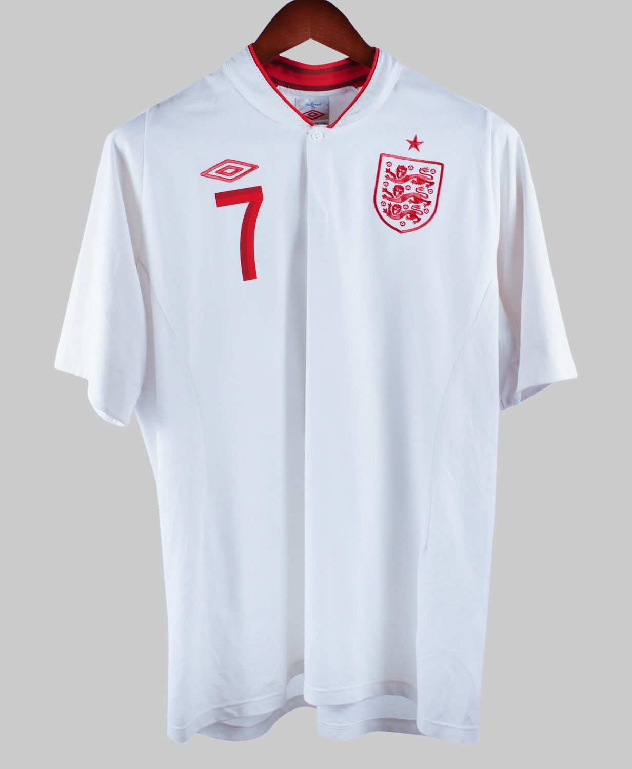 England 2012 Beckham Home Kit (L)