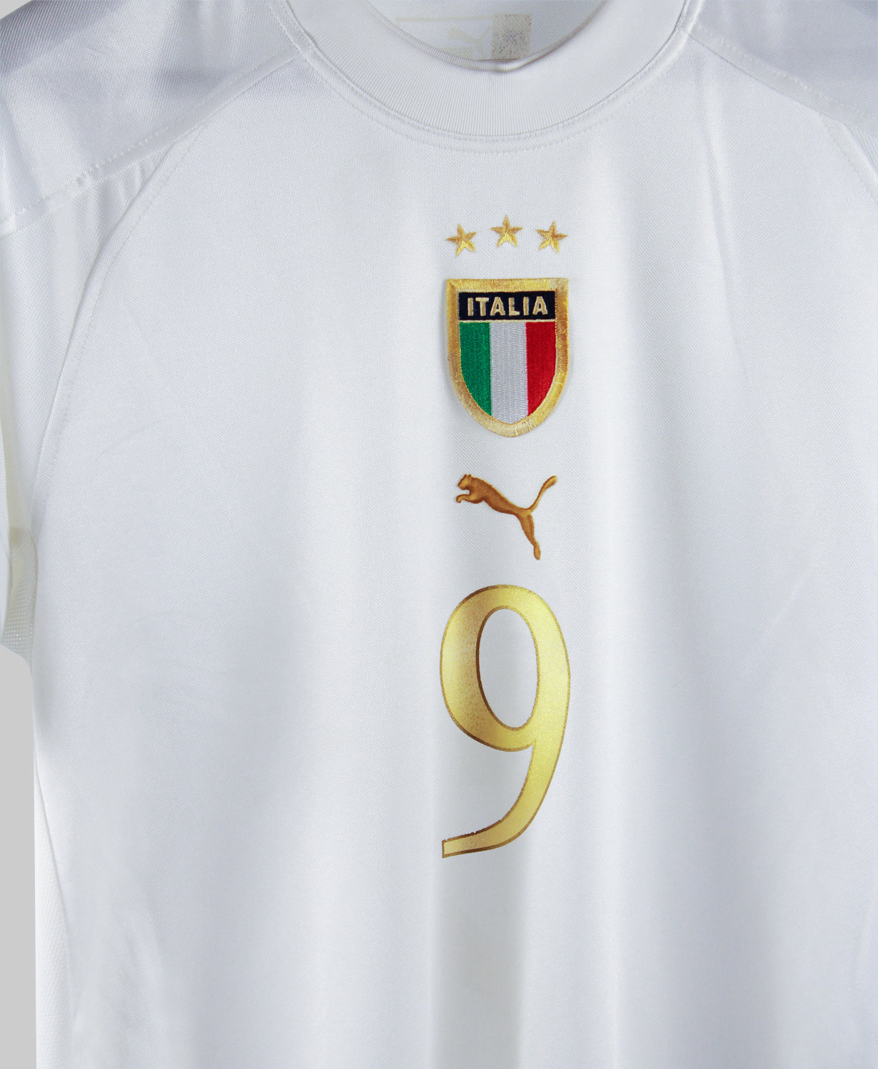 Italy 2004-2005 Vieri Away Kit (M)