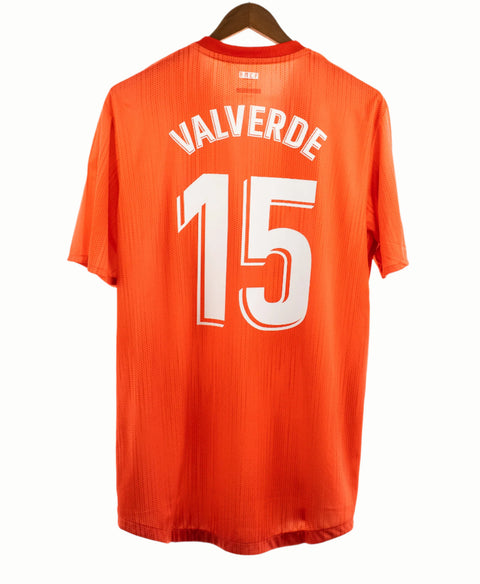 Real Madrid 2018-19 Valverde Player Issue Third Kit (XL)