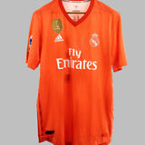 Real Madrid 2018-19 Valverde Third Kit (XL)