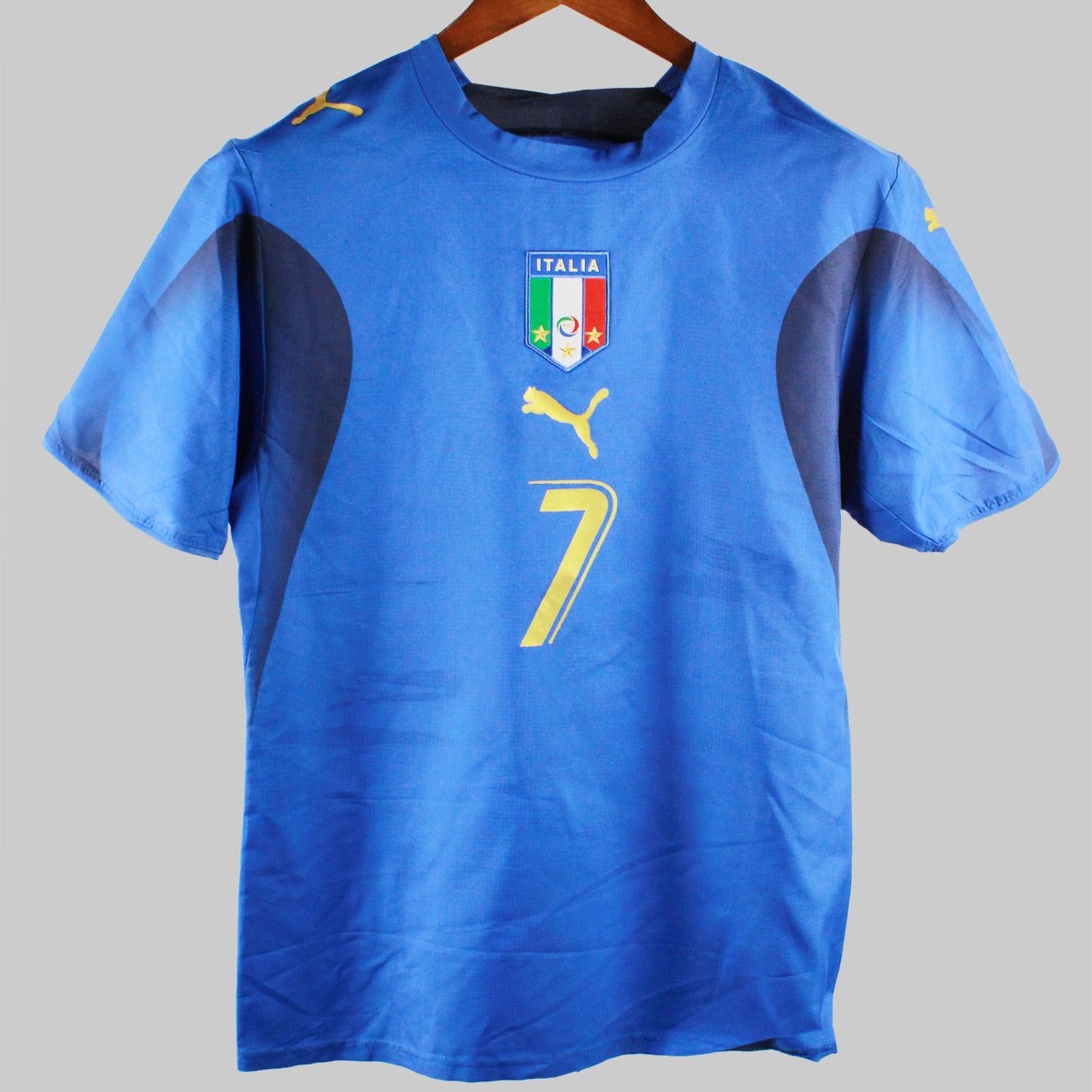 Italy 2003-2004 Totti Away Kit (M)