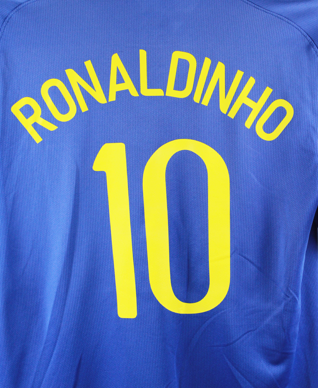 Brazil 2008-2009 Ronaldinho Away Kit (M)