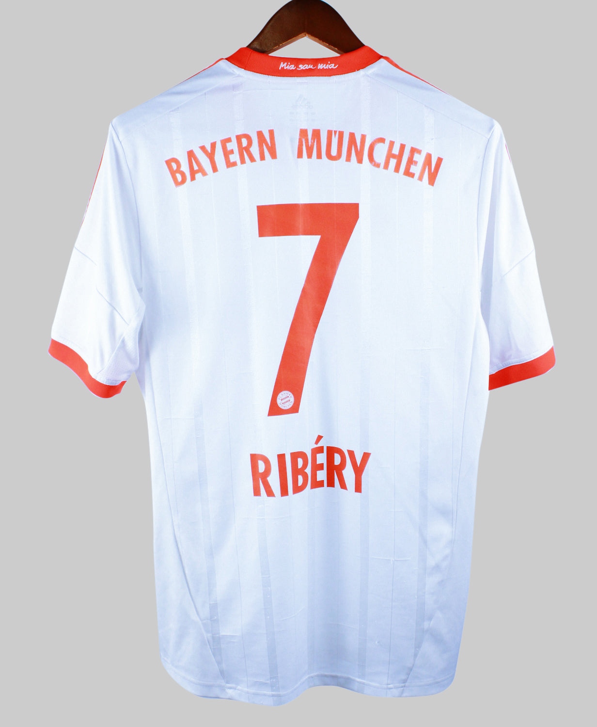 Bayern Munich 2012-2013 Ribery Away Kit (L)