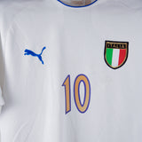 Italy 2003-04 Totti Short Sleeve Away Kit (M)