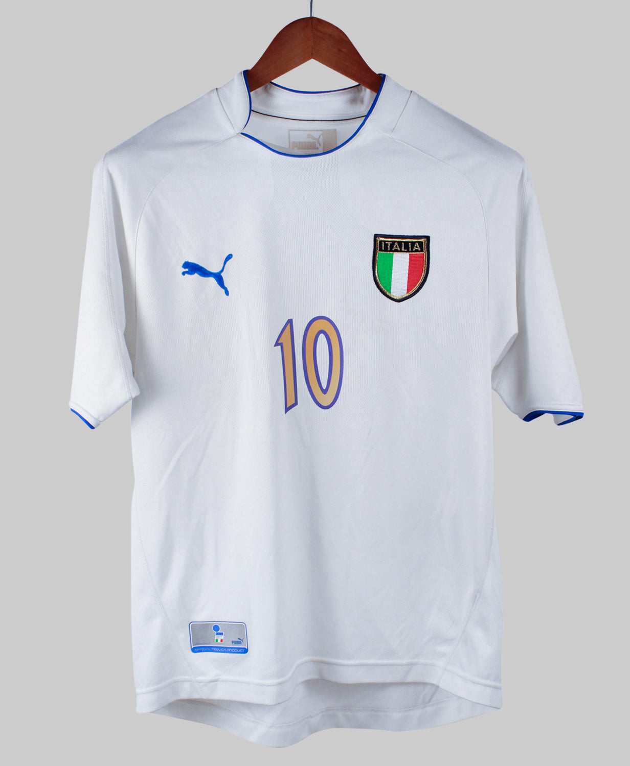 Italy 2003-04 Totti Short Sleeve Away Kit (M)