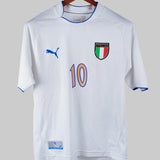 Italy 2003-04 Totti Short Sleeve Away Kit (M)