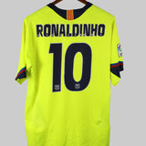 Barcelona 2005-06 Ronaldinho Short Sleeve Away Kit (L)