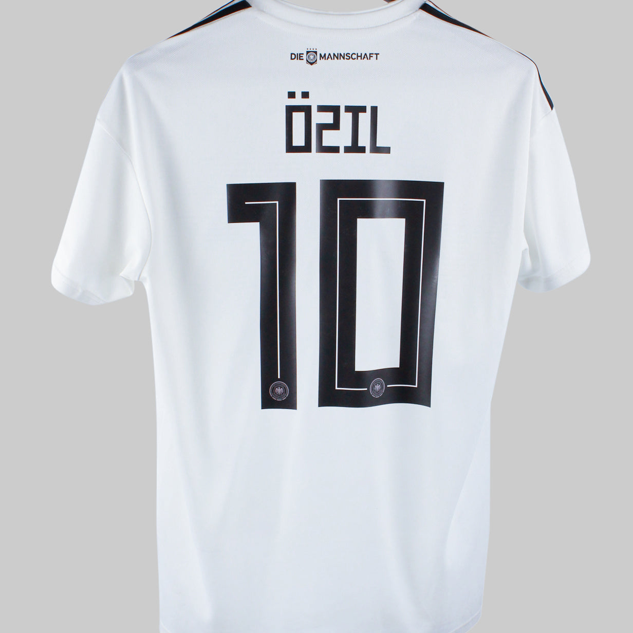 Germany 2018 Ozil Home Kit (L)