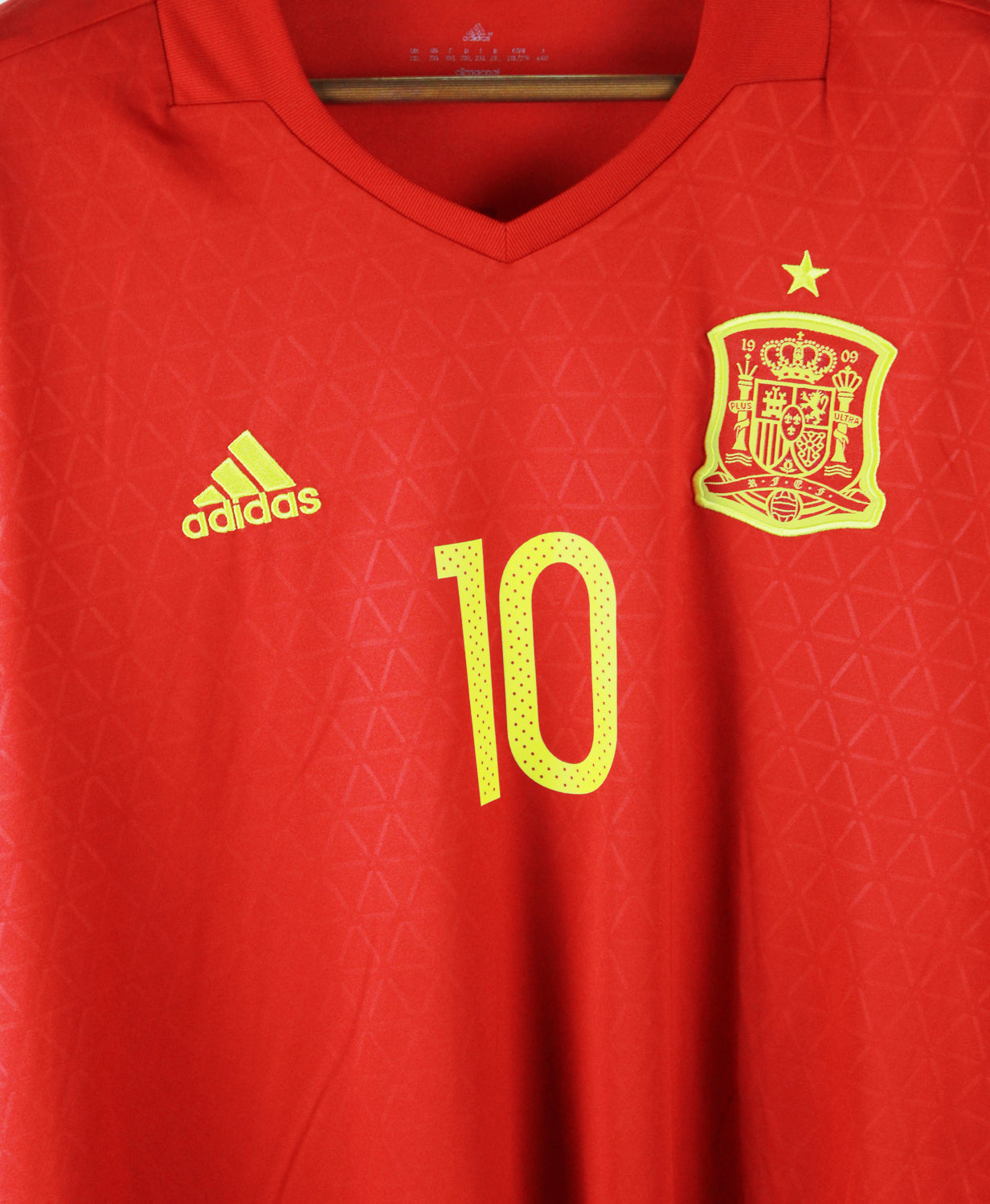Spain 2016-17 Fabregas Short Sleeve Home Kit (2XL)