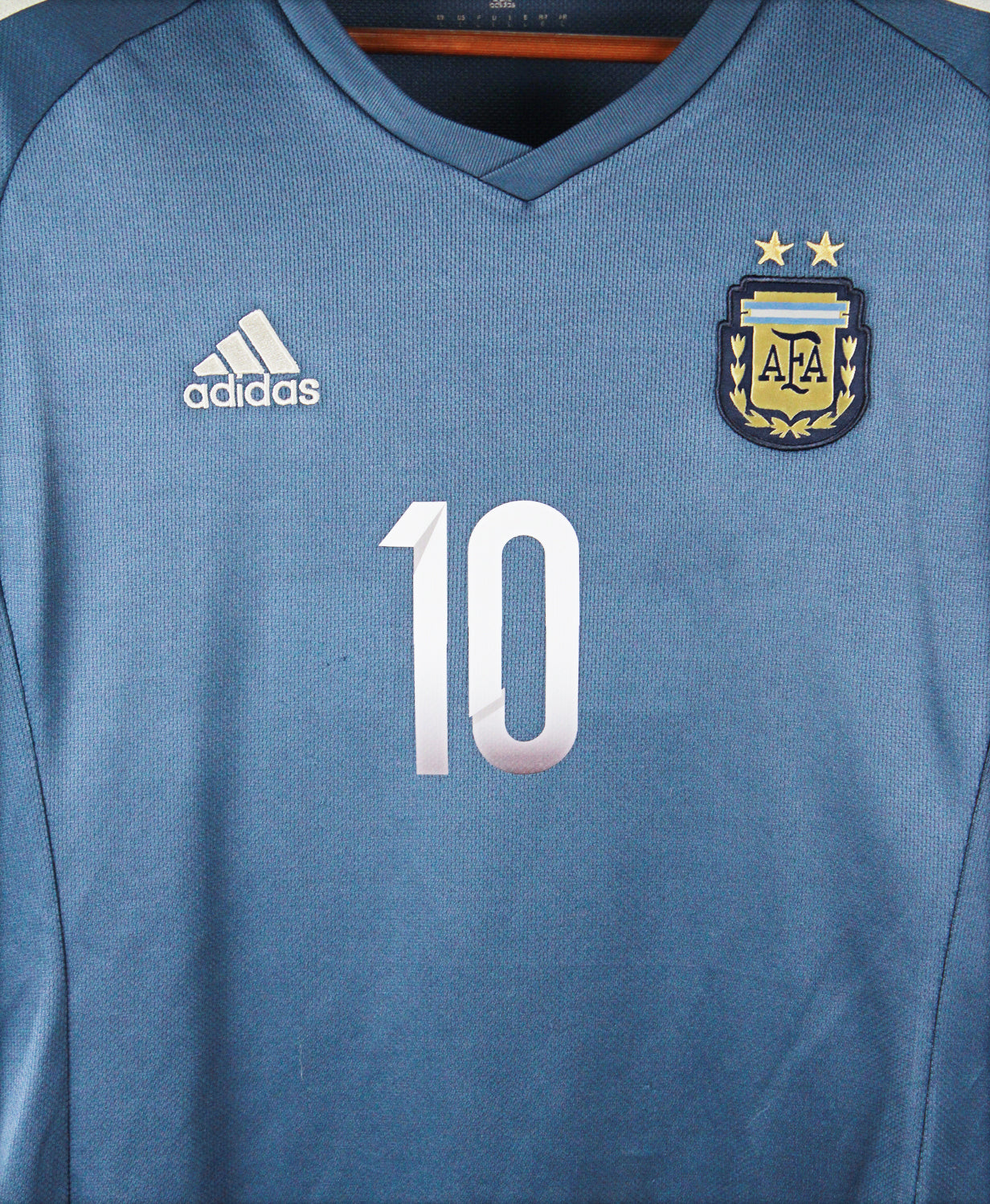 Argentina 2015-16 Messi Short Sleeve Away Kit (L)