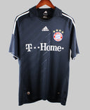 Bayern Munich 2008-2009 Ze Roberto Away Kit (L)