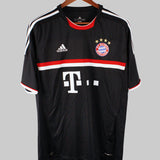 Bayern Munich 2011-12 Robben Short Sleeve Fourth Kit (L)