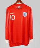 England 2010-2011 Rooney  Long Sleeve Home Kit (XL)