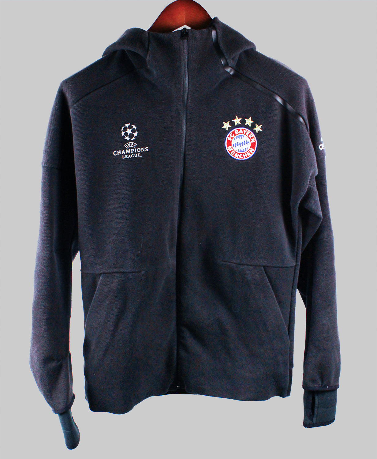 Netherlands 2004-2005 V. Nistlerooy Away Kit (M)