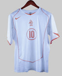 Netherlands 2004-2005 V. Nistlerooy Away Kit (M)