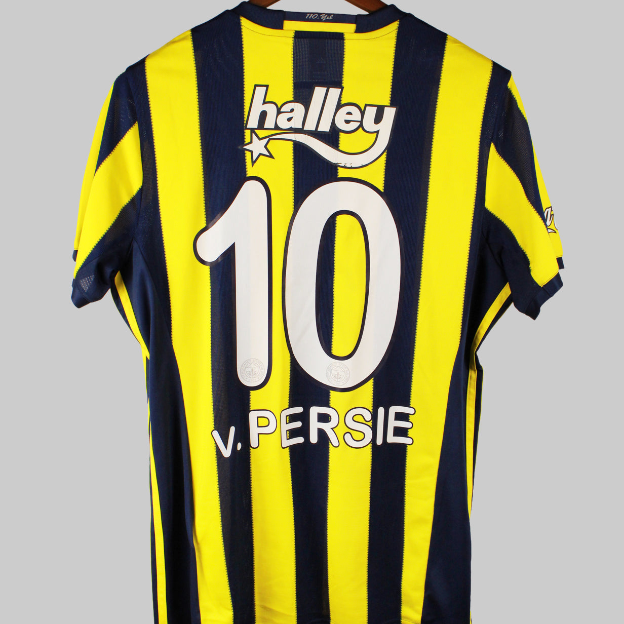 Fenerbahce 2016-17 V. Persie Short Sleeve Home Kit (L)