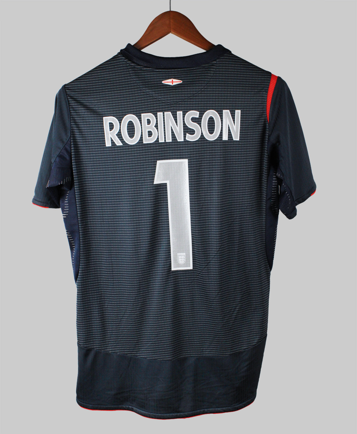 England 2005-06 Robinson Short Sleeve Goalkeeper Home Kit (S)