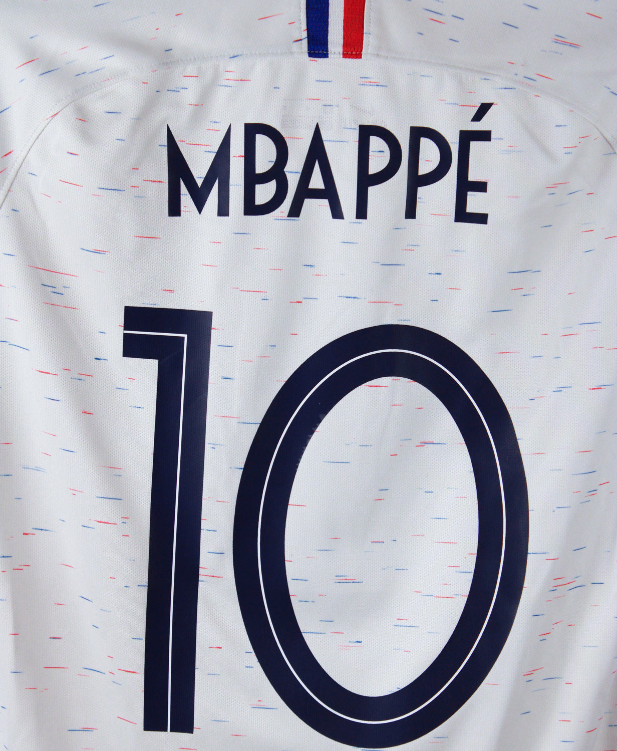 France 2018-19 Mbappe Short Sleeve Away Kit (M)