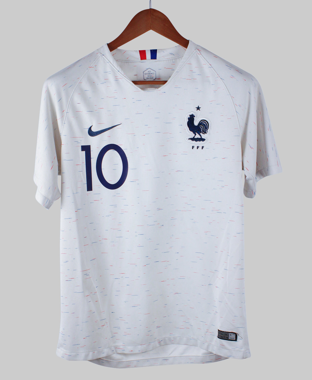France 2018-19 Mbappe Short Sleeve Away Kit (M)