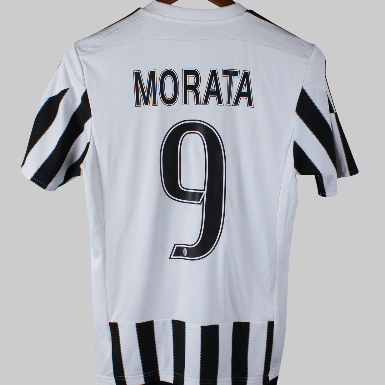 Juventus 2015-16 Morata Short Sleeve Home Kit (S)