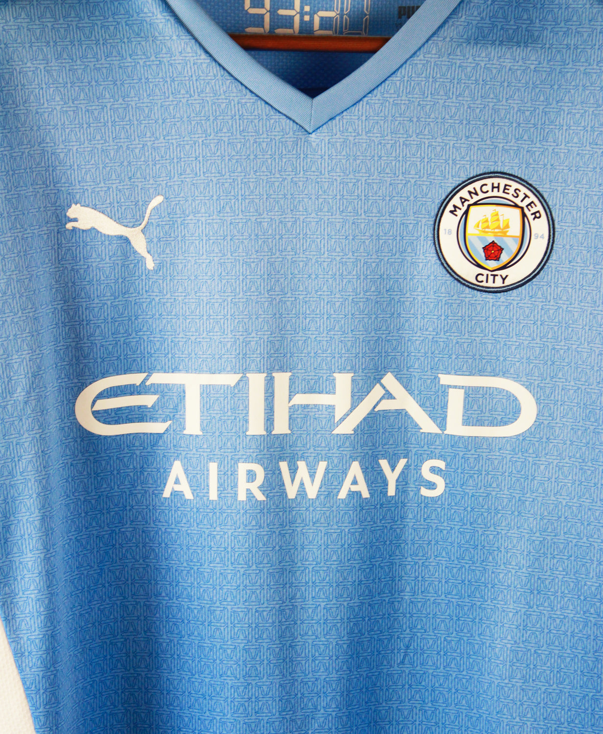 Manchester City 2021-22 Rodrigo Short Sleeve Home Kit (L)