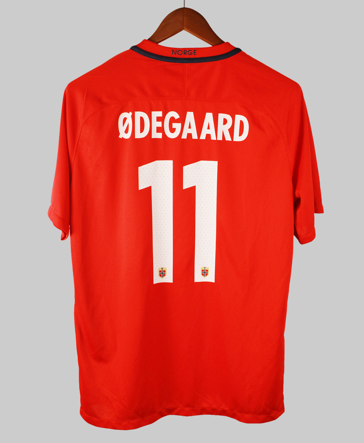Norway 2016-17 Odegaard Short Sleeve Home Kit (L)
