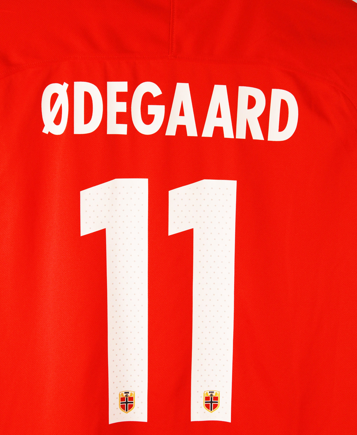 Norway 2016-17 Odegaard Short Sleeve Home Kit (L)