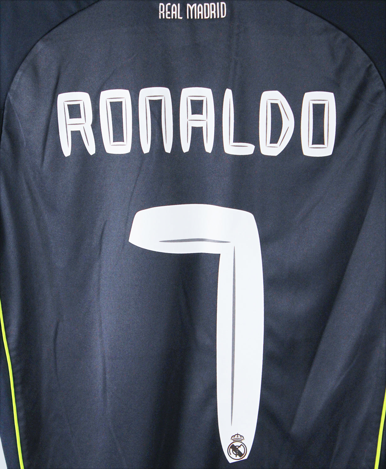 Real Madrid 2010-11 Ronaldo Short Sleeve Away Kit (M)
