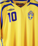 Sweden 2007-08 Ibrahimovic Short Sleeve Home Kit (2XL)