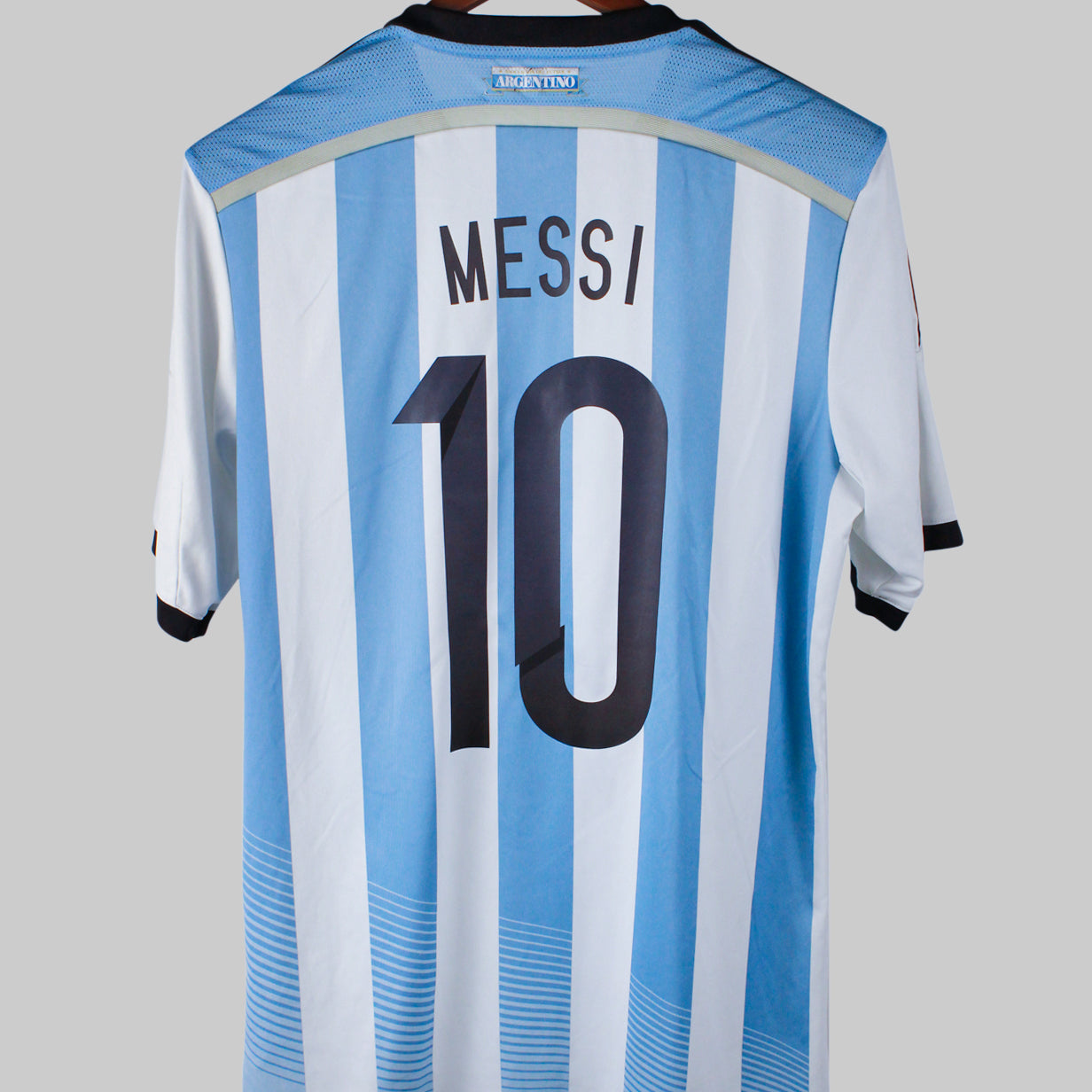 Argentina 2014-15 Messi Short Sleeve Away Kit (L)