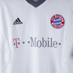 Bayern Munich 2002-03 Ze Roberto Short Sleeve Away Kit (L)