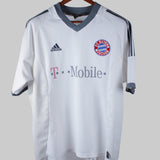 Bayern Munich 2002-03 Ze Roberto Short Sleeve Away Kit (L)