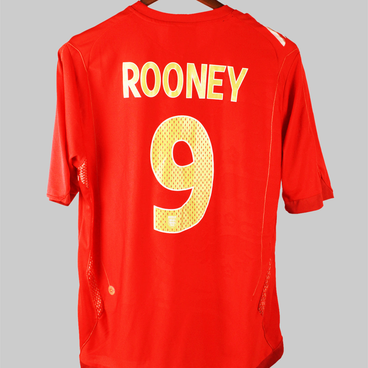 England 2006-07 Rooney Short Sleeve Away Kit (L)