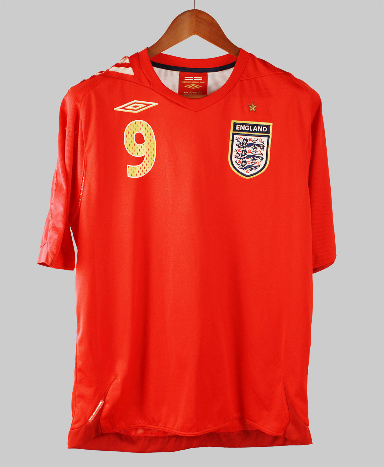 England 2006-07 Rooney Short Sleeve Away Kit (L)
