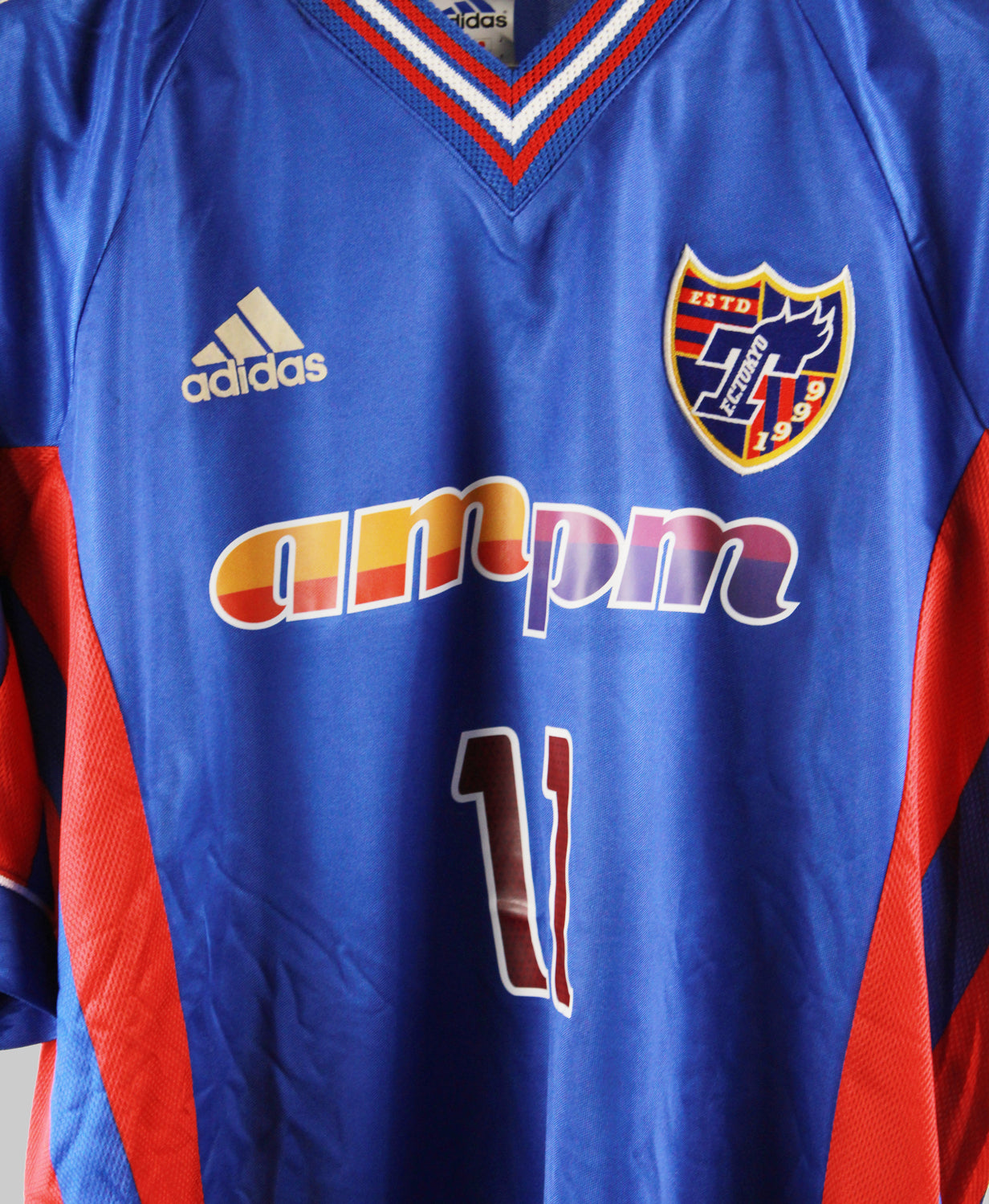 FC Tokyo 2000-01  Home Kit  (L)
