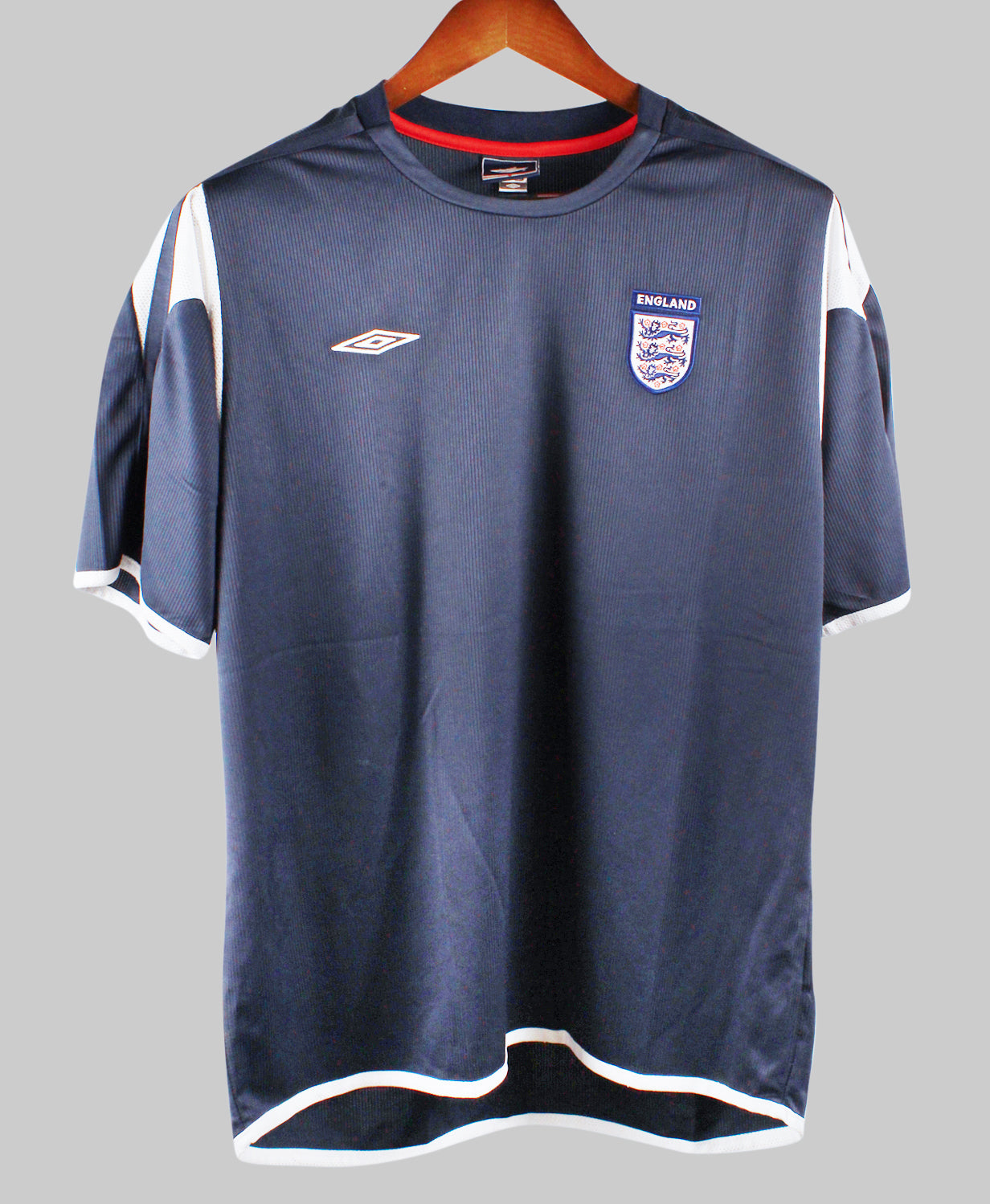 England 2002-03  Training Kit  (L)