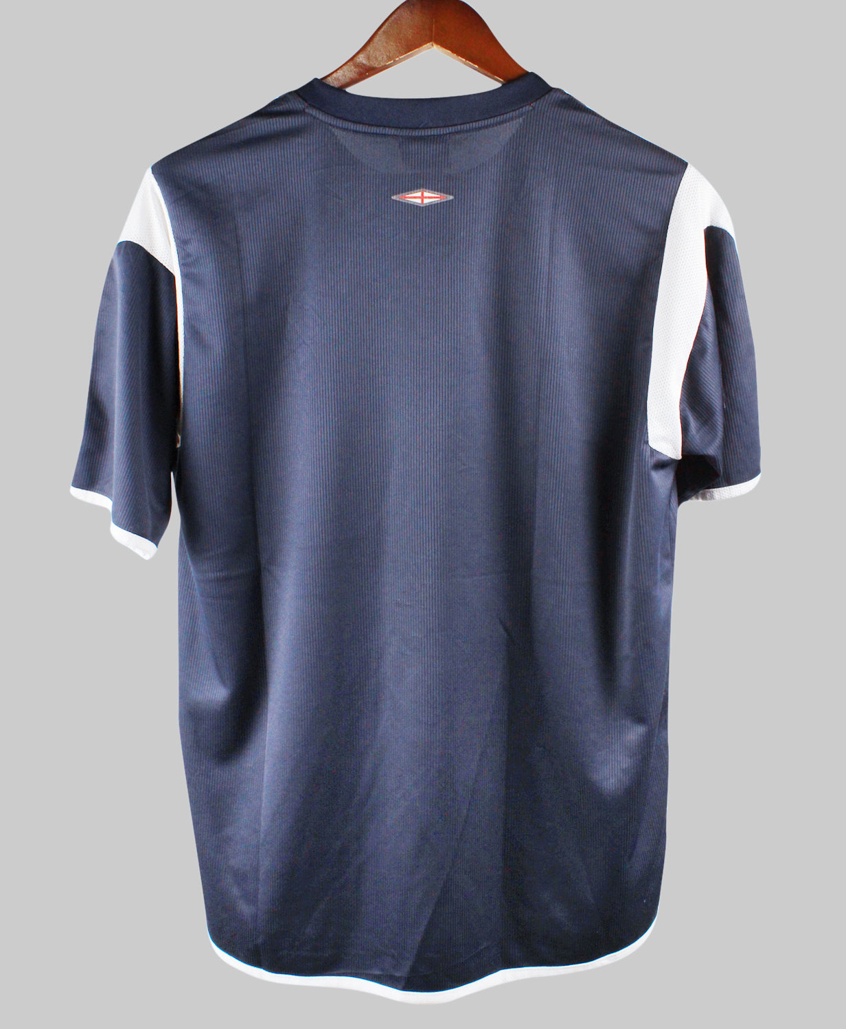 England 2002-03  Training Kit  (L)