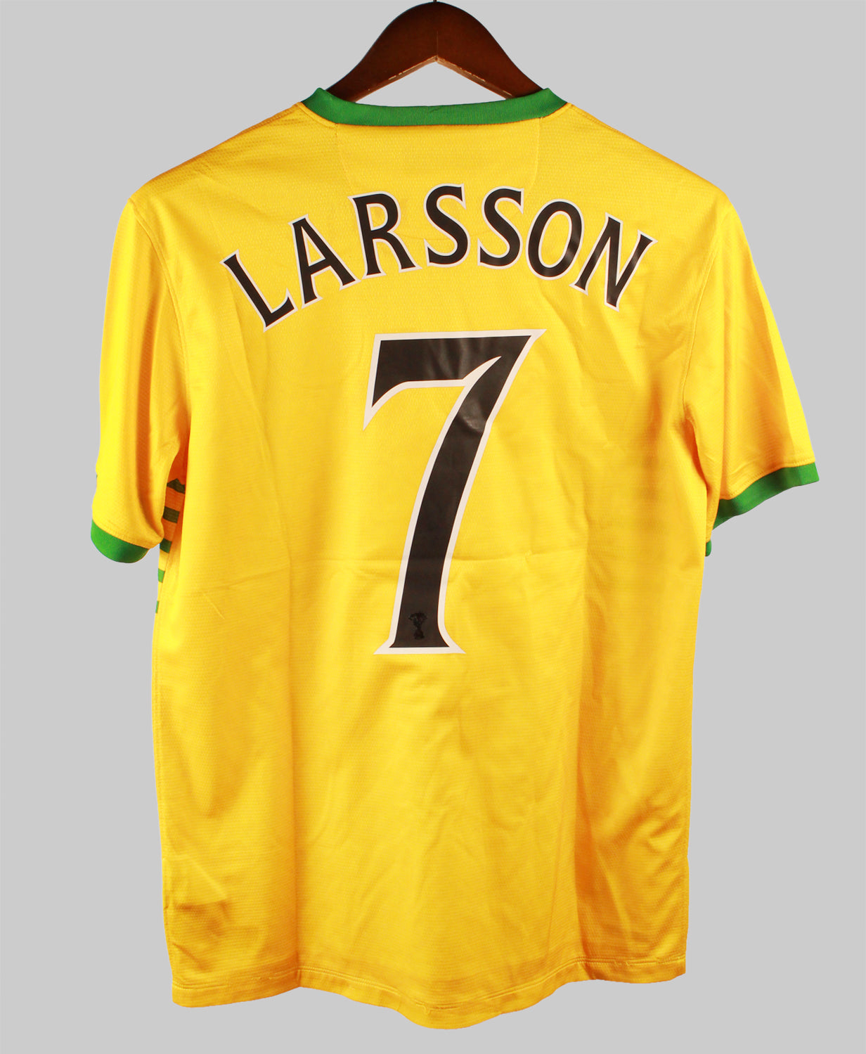 Celtic 2013-14 Larsson Away Kit  (M)