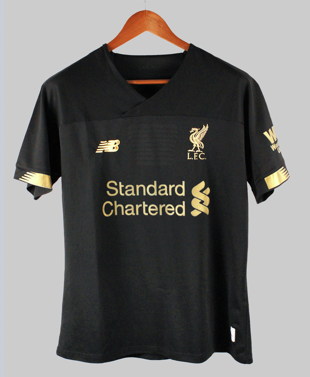 Liverpool 2019-20 A. Becker Short Sleeve Goalkeeper Home Kit (M)