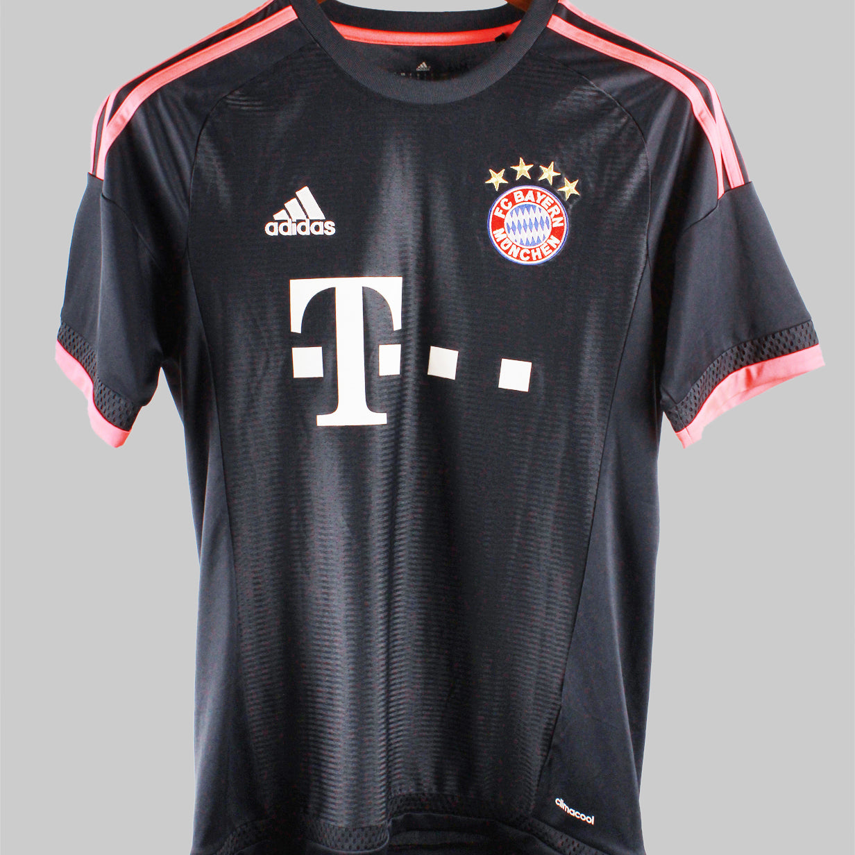 Bayern Munich 2010-11 Muller Third Kit  (2XL)