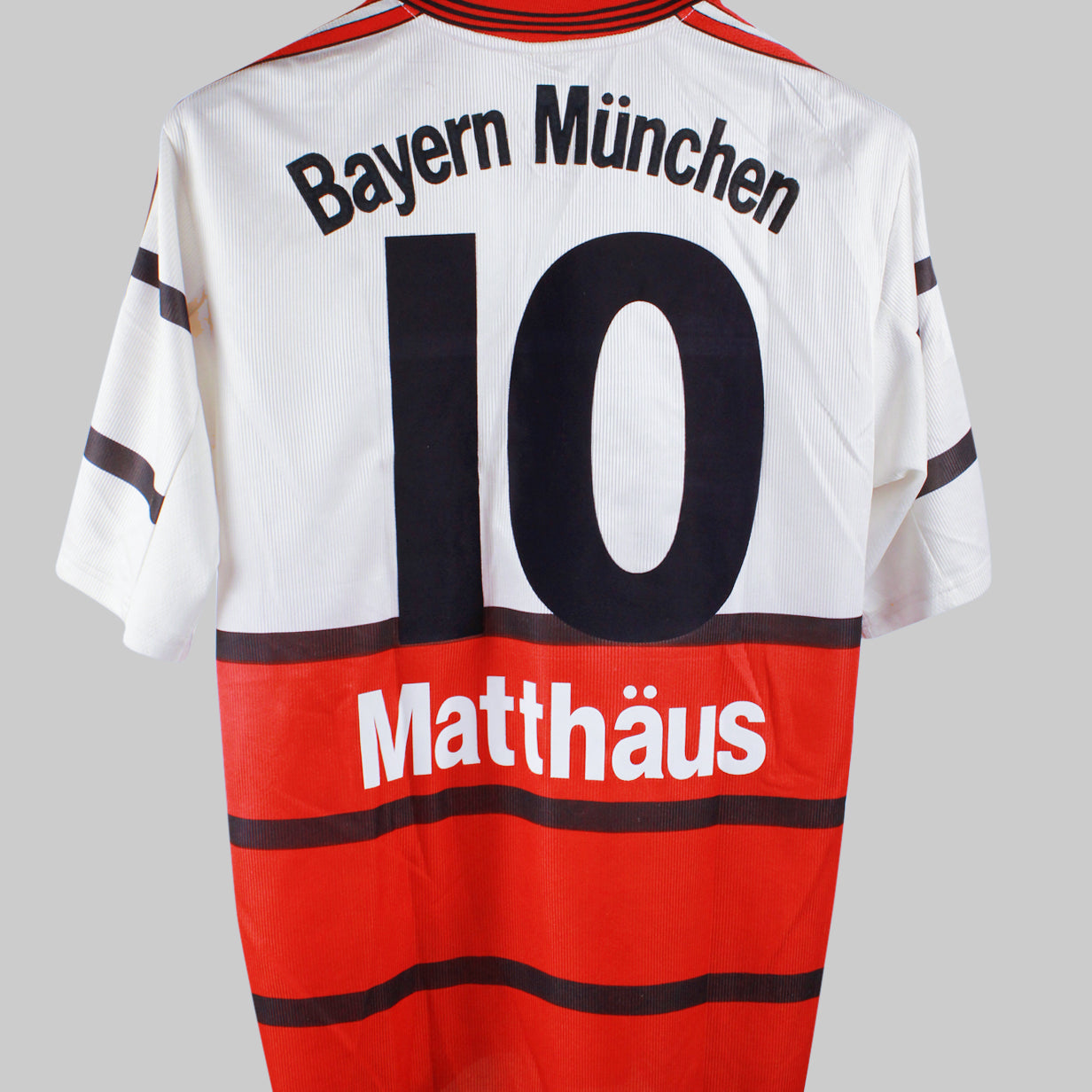 Bayern Munich 1998-99 Matthaus Away Kit  (M)