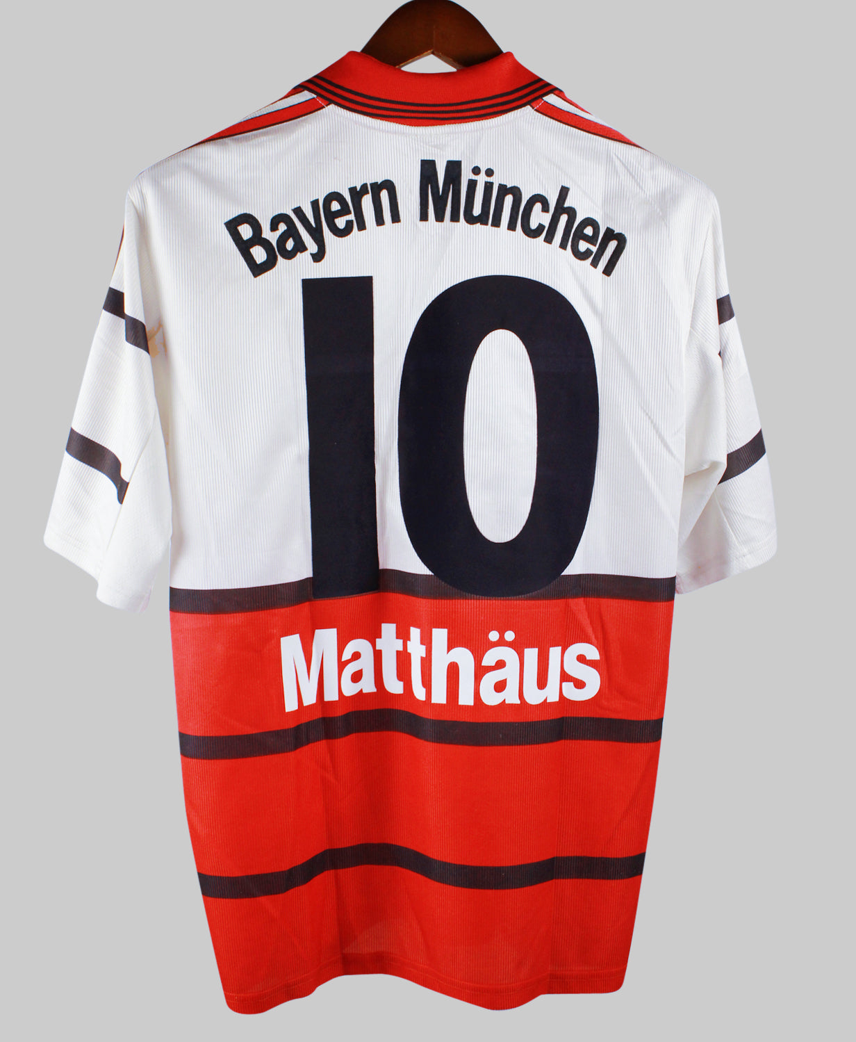 Bayern Munich 1998-99 Matthaus Away Kit  (M)